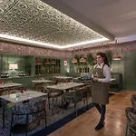 Hyde Hotel 3*