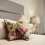 Hyde Hotel 3*