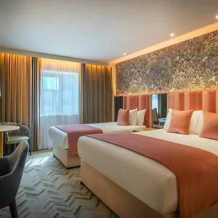 Otel Hyde 3*