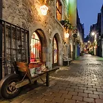 Hyde Hotel 3*